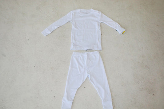 white long sleeve pajama set